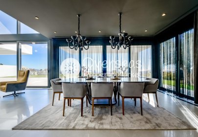 Obra nueva - Villa -
Finestrat