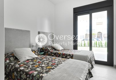 Nouvelle construction - Top Floor Bungalow -
Torrevieja