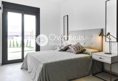 Nouvelle construction - Top Floor Bungalow -
Torrevieja