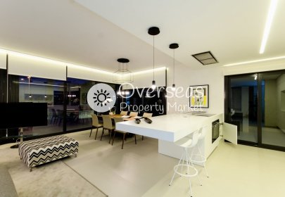 Obra nueva - Villa -
Orihuela Costa