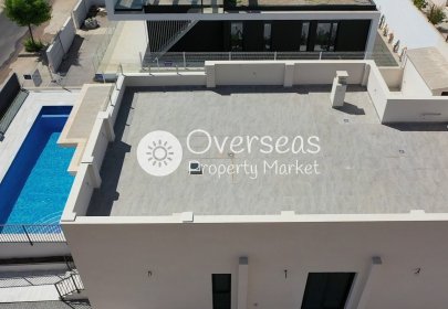 Obra nueva - Villa -
Polop