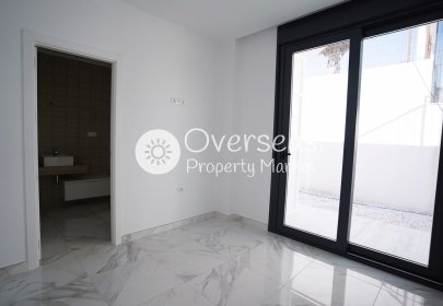 Obra nueva - Villa -
Polop