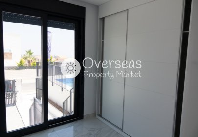 Obra nueva - Villa -
Polop