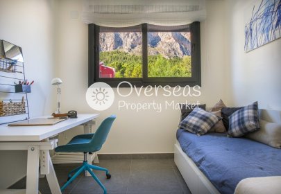 Nouvelle construction - Villa -
Polop