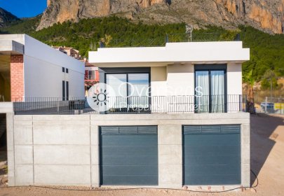 Nouvelle construction - Villa -
Polop