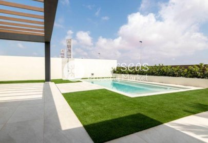 Neue Gebäude - Villa -
Torrevieja