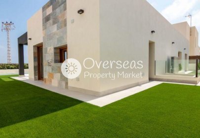 Neue Gebäude - Villa -
Torrevieja