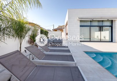 New Build - Villa -
Pilar de La Horadada