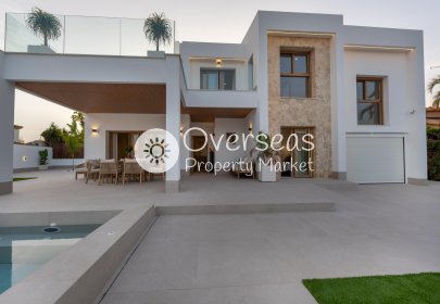 Neue Gebäude - Villa -
Orihuela Costa