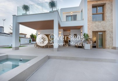 Neue Gebäude - Villa -
Orihuela Costa