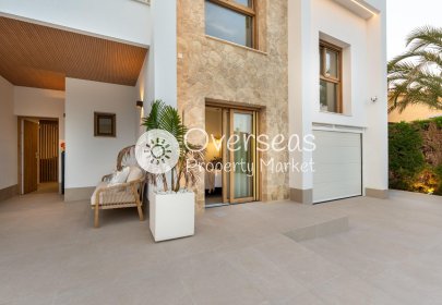 Neue Gebäude - Villa -
Orihuela Costa
