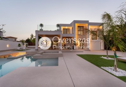 Neue Gebäude - Villa -
Orihuela Costa