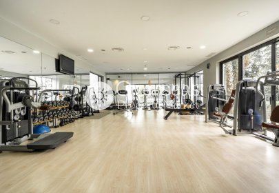 Obra nueva - Villa -
Estepona