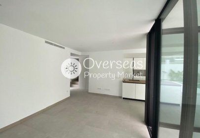 Nowy budynek - Villa -
Orihuela Costa
