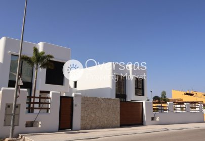 Obra nueva - Villa -
Alfas del Pi