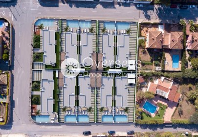 Obra nueva - Villa -
Alfas del Pi