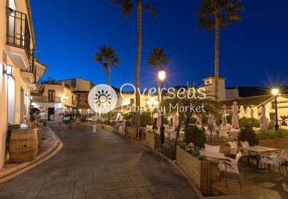 Obra nueva - Ático -
Benahavís