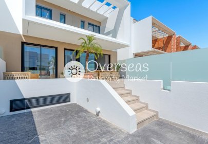 Obra nueva - Adosado -
Dolores