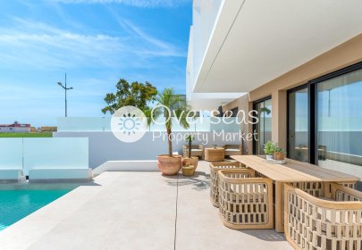 Obra nueva - Adosado -
Dolores