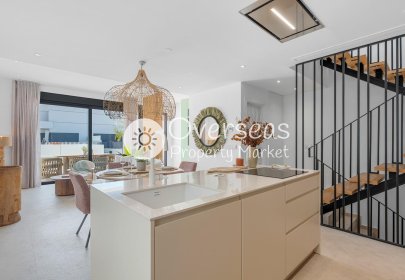 Obra nueva - Adosado -
Dolores