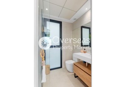 Obra nueva - Adosado -
Dolores