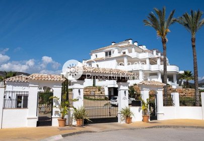Obra nueva - Apartamento / piso -
Marbella