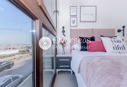 Nouvelle construction - Top Floor Bungalow -
Torrevieja