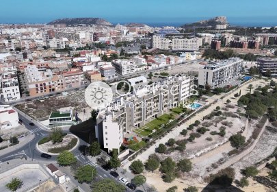 Neue Gebäude - Penthouse -
Alicante