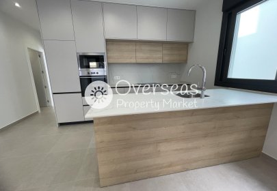 Obra nueva - Villa -
Almoradi