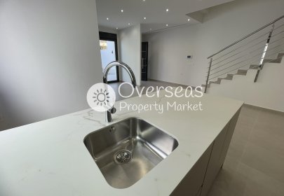 Obra nueva - Villa -
Almoradi