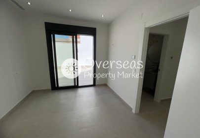 Obra nueva - Villa -
Almoradi