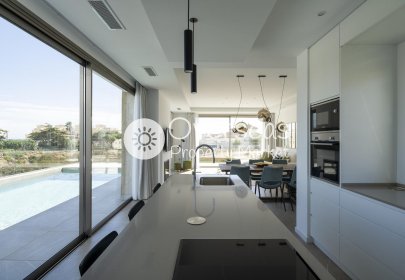 Obra nueva - Villa -
Mijas