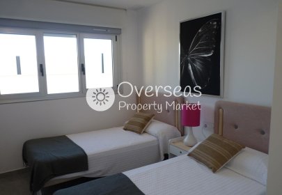 Nowy budynek - Kamienica -
Pilar de La Horadada