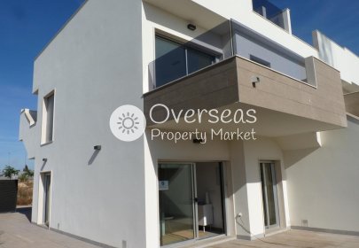 Nowy budynek - Kamienica -
Pilar de La Horadada