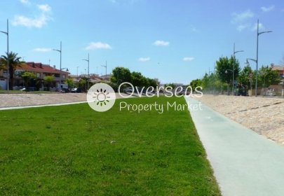 Nowy budynek - Kamienica -
Pilar de La Horadada