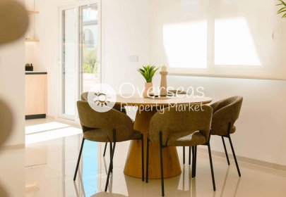 Neue Gebäude - Stadthaus -
Rojales