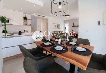 Neue Gebäude - Villa -
Los Alcazares