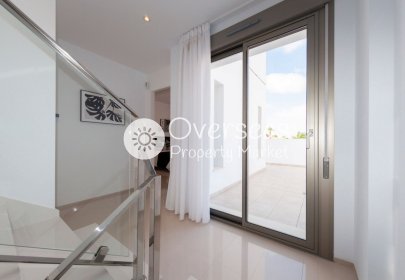 Neue Gebäude - Villa -
Los Alcazares