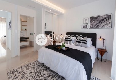 Neue Gebäude - Villa -
Los Alcazares