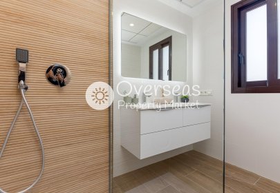 Obra nueva - Villa -
Finestrat