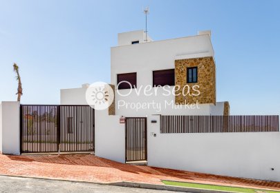Obra nueva - Villa -
Finestrat