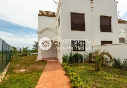 Nowy budynek - Villa -
Estepona