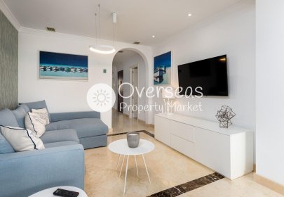 Nowy budynek - Villa -
Estepona