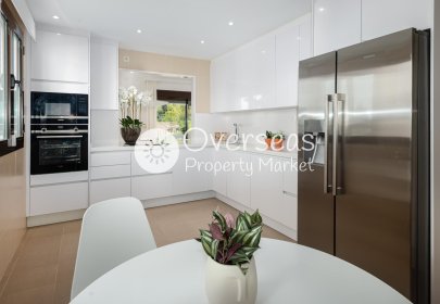 Nowy budynek - Villa -
Estepona