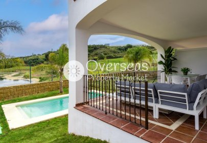 Nowy budynek - Villa -
Estepona