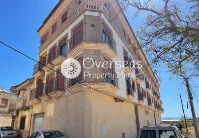 Neue Gebäude - Wohnung -
Avileses