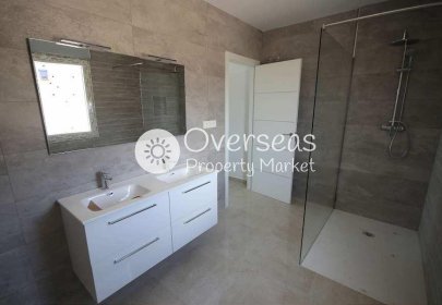 Obra nueva - Villa -
Pinoso