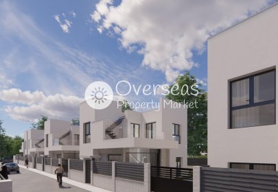 Obra nueva - Villa -
Los Montesinos