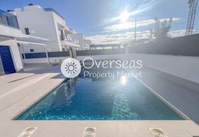 Reventa - Villa -
Torre Pacheco - Santa Rosalia Lake And Life Resort