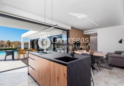 Obra nueva - Villa -
Algorfa